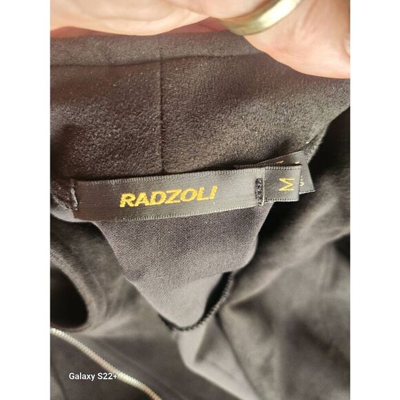 O27 Radzoli unique black faux suede zip-up poncho with asymmetric sharkbite hem - Picture 11 of 15